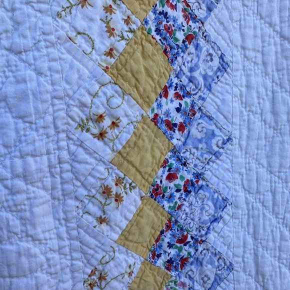 Vintage Patchwork Quilt Postage Stamp Border 78" x 66" Hand Sewn Quilted - Picture 6 of 13